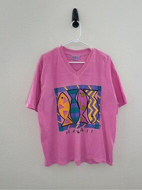 Fresh Produce V-Neck T-Shirt Mens XL Pink Vintage 1992 Hawaii Fish Graphic